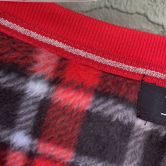 Rene Rofe Sleepwear NWT Sz M Red Fleece Nightshirt With Kangaroo Pocket - Picture 12 of 12